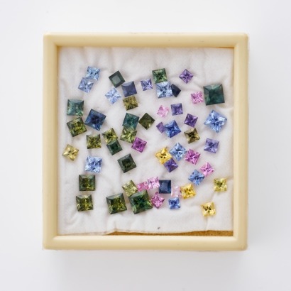 Loose, Parcel of Princess Cut Sapphires, Totalling 21.05cts