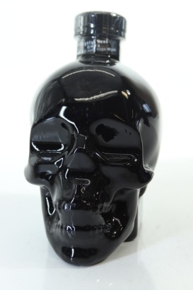 (1) Crystal Head Onyx Blue Agave Vodka, Newfoundland, 40% ABV