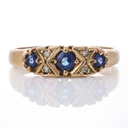 9ct Yellow Gold, Vintage, Sapphire / 0.03ct Diamond Ring,
