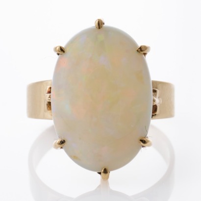 9ct Yellow Gold, Vintage, 5.36ct Opal Cabochon Cut Ring