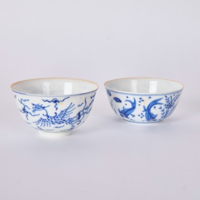 A Pair of Chinese Qing Dynasty Blue and White &lsquo;Fish and Dragons&rsquo; Cups (Ming Dynasty Chenghua Year Mark)