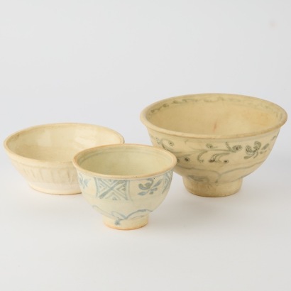 A Set of Two Chinese Ming Dynasty Blue and White Bowls AND A White-Glazed Bottle