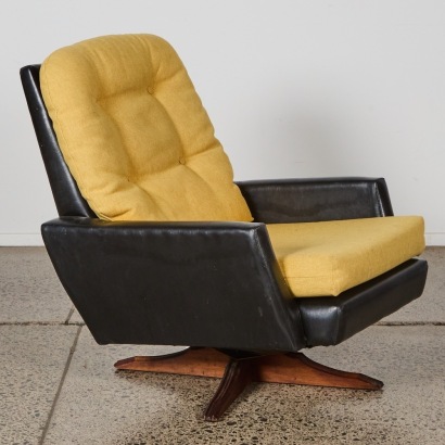 A Retro Lounge Chair