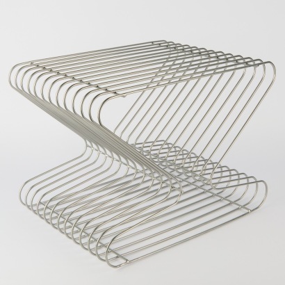 A Hourglass Wire Side Table