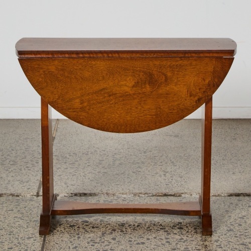 An Antique Oak Drop Leaf Side Table