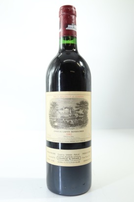 (1) 1982 Chateau Lafite Rothschild, Pauillac [JR18] [RP98] [JA98] (ML) (CC)