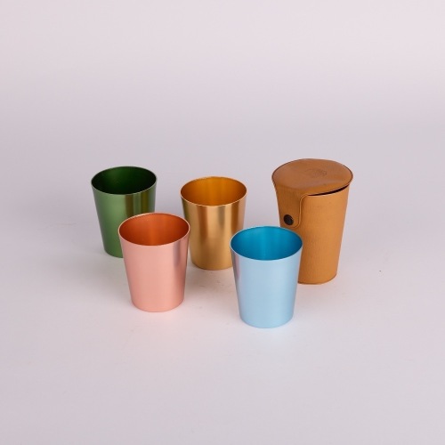 A Stacking Cup Travel Set