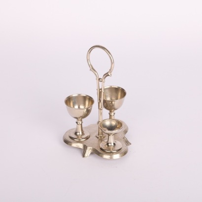 A Vintage Egg Cup Set