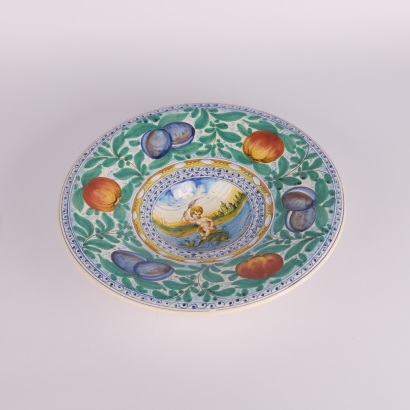 A Hand Painted Italian Charger