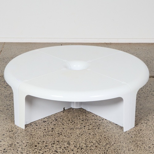 A B-Line 4/4 coffee Table in the Style of Rodolfo Bonetto