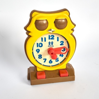 A Retro Tomy Childs Clock