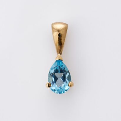 9ct Yellow Gold, Petite, Pear Shaped Topaz Pendant
