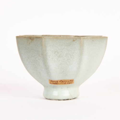 A Chinese Song to Yuan Dynasty Junyao Pale Grey-glazed Octagonal Small Cup