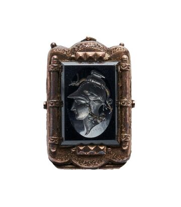 10ct Intaglio Locket