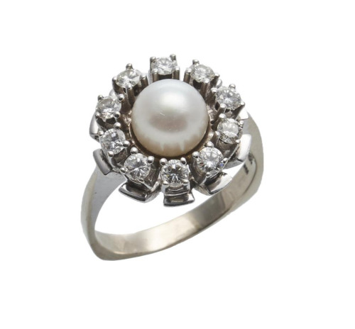 14ct White Gold Pearl and Diamond Ring