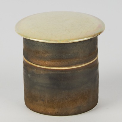 A Trinket Box by Lyndsay Bedogni