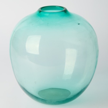 An Art Glass Vase