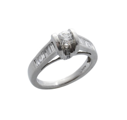 Platinum Diamond Ring