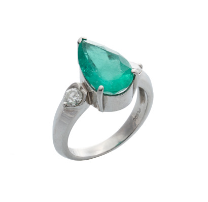 Platinum Pear Shape Emerald and Diamond Ring