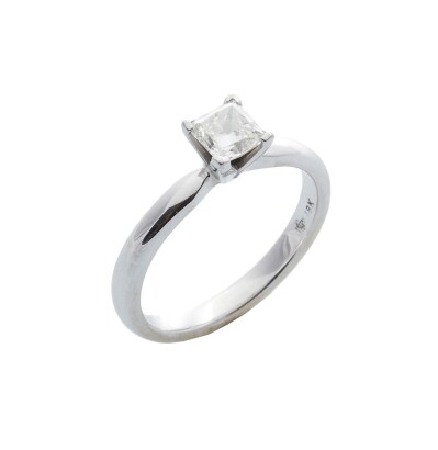 18ct White Gold Princess Cut Diamond Ring