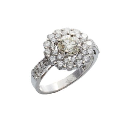 18ct White Gold Diamond Cluster Ring