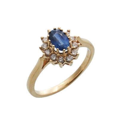 18ct Sapphire and Diamond Cluster Ring