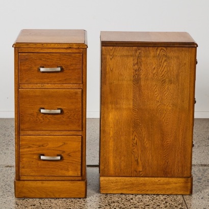 A Matching Pair of Art Deco Oak Bedside Cabinets