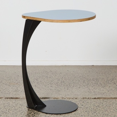 An Enterprise Accent Table by IQ Commercial for PLN Group