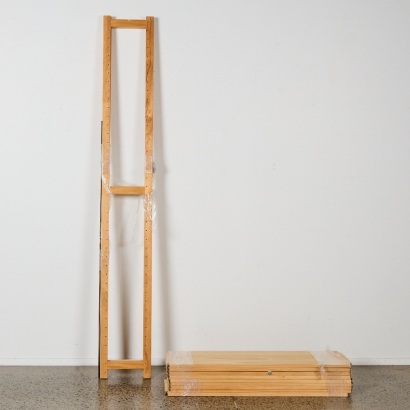 A Lundia Single Bay Shelving Unit