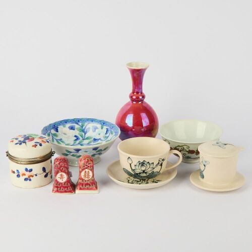 A Group of Nine Small Porcelains