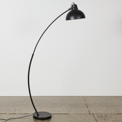 A Modern Black Metal Arched Floor Lamp