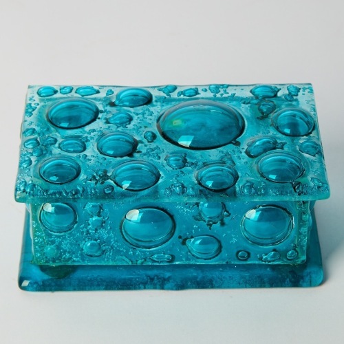 A Mid-Century David Chevin New Zealand Handcrafted Glass Jewellery Box with Label