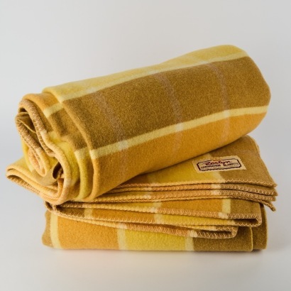 A Pair of Vintage Single "Coronation Blankets" by Roslyn Woollen Mill, Dunedin