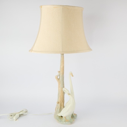 A Lladro Porcelain Geese Lamp by Fulgencio Garcia Spain