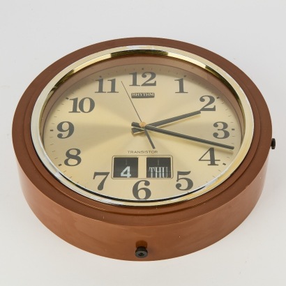 A Vintage Rhythym Date Clock