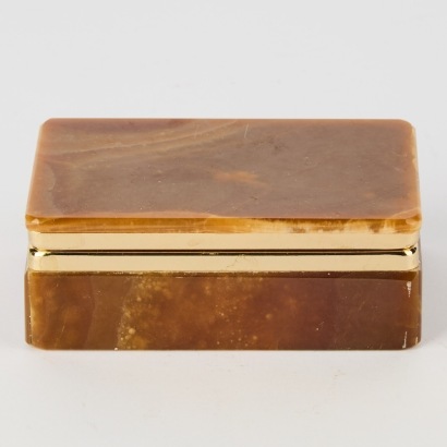 A Vintage Onyx Cigarette Case