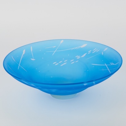 A Garry Nash Bowl Signed '87