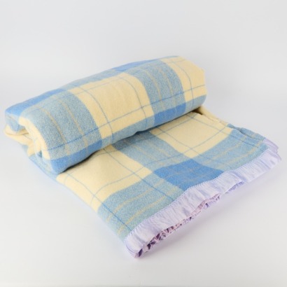 A Vintage Pure NZ Wool Blanket Timaru Queen Size Cornflower Blue