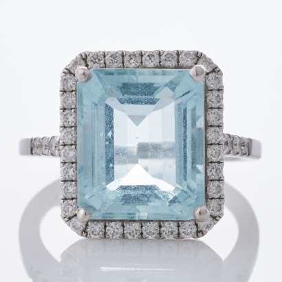 18ct White Gold, 5.00ct Emerald Cut Aquamarine / 0.38ct Diamond Ring