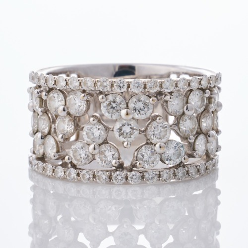 Partridge Jewellers, 18ct White Gold, 2.00ct Diamond Dress Ring