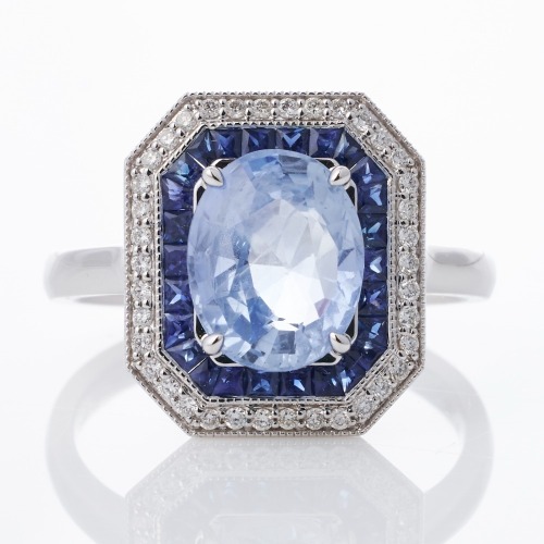 18ct White Gold, 3.60ct Sapphire / 0.19ct Diamond Halo Ring - As new