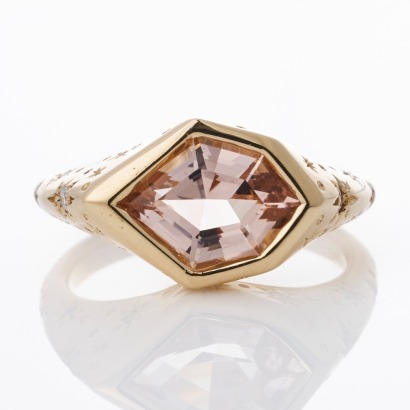 9ct Yellow Gold, Contemporary, Starry Morganite / 1.53ct Diamond Signet Ring