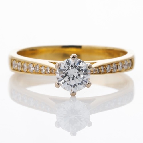 18ct Yellow / White Gold, 0.44ct Diamond Solitaire Ring, NZ Made