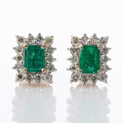 14ct White / Yellow Gold, 0.48ct Emerald / 0.34ct Diamond Cluster Earrings