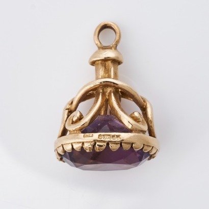 9ct Yellow Gold, Victorian Style, Amethyst Fob Pendant