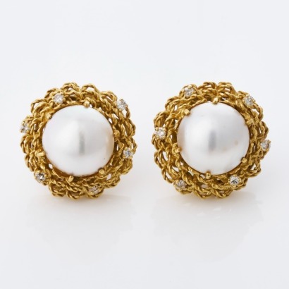 18ct Yellow Gold, 14mm Mab&eacute; Pearl / 0.30ct Diamond Earrings