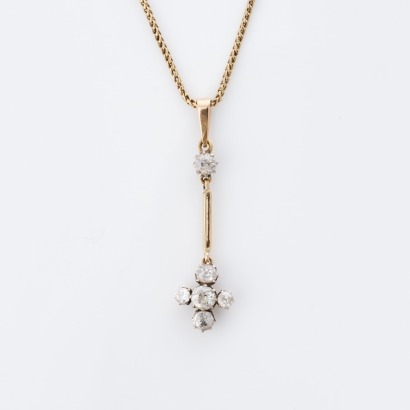 15ct Yellow Gold, Early 20th Century, 0.90ct Diamond Pendant