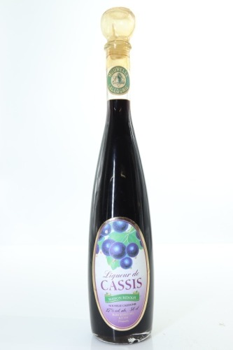 (1) Maison Ridolfi Liqueur de Cassis, Nouvelle Caledonie, 500ml, 27% ABV