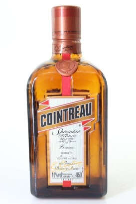 (1) Cointreau Liqueur, France, 500ml, 40% ABV