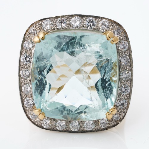 18ct White / Yellow Gold, 12.80ct Aquamarine / 1.12ct Diamond Ring